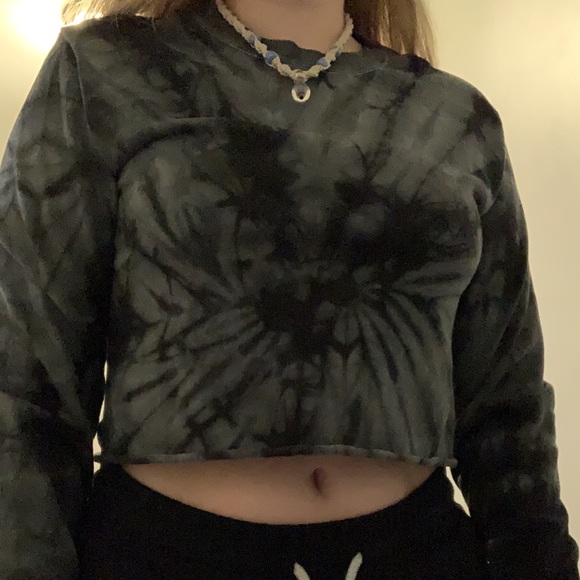 Black tie die crop tee - Picture 3 of 3